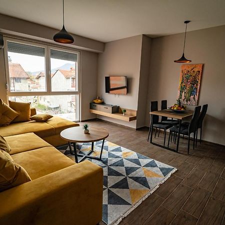 E&S Luxury Suite Apartments أوهغيد المظهر الخارجي الصورة