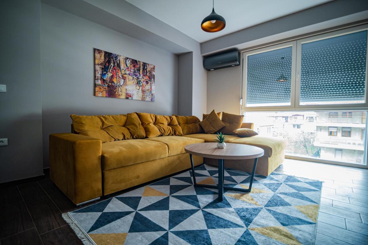 E&S Luxury Suite Apartments أوهغيد المظهر الخارجي الصورة
